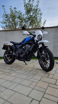 Honda CL500 - kombinácia retro štýlu a spoľahlivosti - 3
