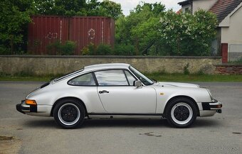 Porsche 911 SC - 3