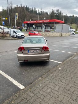 Honda Civic 7g sedan 1.6 v-tec - 3