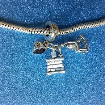 Prívesok Krb, Káva a Hojdacie Kreslo - 3