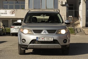 Mitsubishi Outlander 2.0 DI-D 4x4 103 kW, 2009 - 3