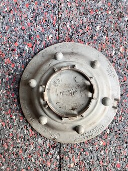 Středová krytka Škoda Octavia - 3