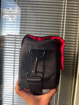 Predám originálnu tašku na fotoaparát Canon - 3