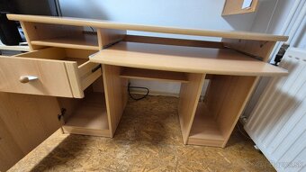 Potrebujem predať písací stôl - 3