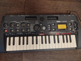 Predám plne funkčný Korg microSAMPLER Sampling Keyboard - 3