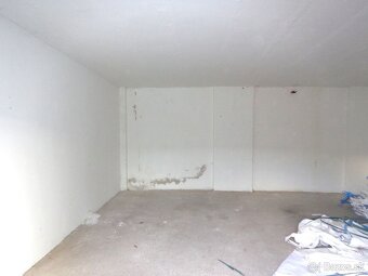 Predaj garáž - radová, Banská Bystrica, Sídlisko, 21 m2. - 3
