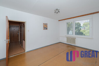 PREDAJ - 3 izbový byt na ulici Dukelská - 3
