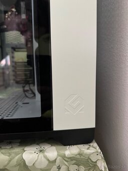 PC skrinka MAGNIUMGEAR - 3