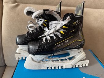 Bauer Supreme M40 13.5 - 3