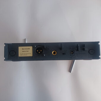 Predám bezdrôtový mikrofóm - SET: EU60 - 3