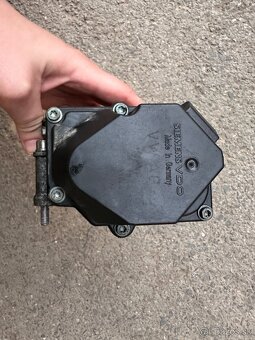 Skrtiaca klapka golf 5 combi 1.9 tdi volkswagen - 3