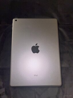 iPad 5. generácie 32 GB - 3