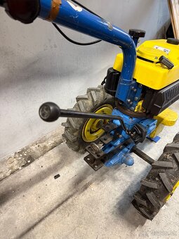 Predám maloktraktor Agzat s motorom originál 2takt PA100 - 3