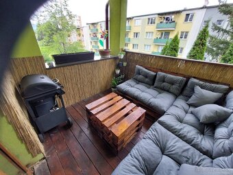 Paletove sedenie - 3