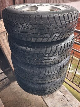 Elektróny 4×100 R15 - 3