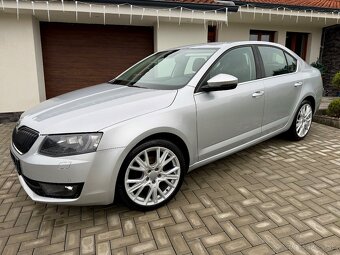 Škoda Octavia 3 2.0tdi DSG - 3