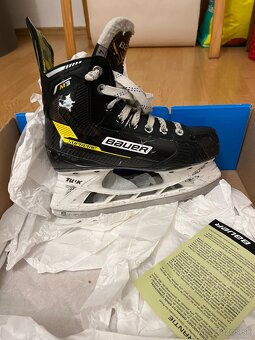 Hokejové korčule - 3