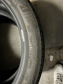 Letné pneu 245/40R19 - 3