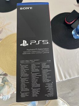 Predám Playstation 5 - 3