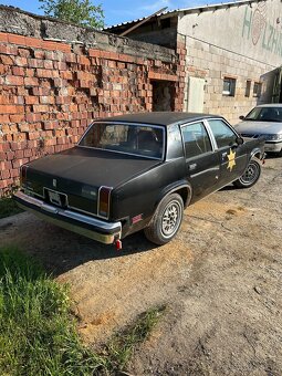 Oldsmobile Omega 2,8 V6 - 3