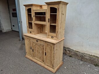 STAROŽITNÝ PŘÍBORNÍK PO CELKOVÉ RENOVACI - 3