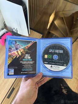 Split Fiction PS5 - 3