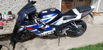 Gsxr 1000 k3 rozpredam - 3