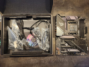 ASUS ROG STRIX X570-E Gaming - 3