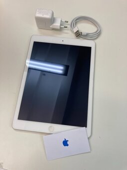 Apple iPad Air Wifi 16GB Model A1475 - 3