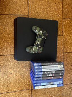 Playstation 4 slim - 3