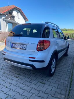 Suzuki SX4 1.6 Club, 4x4 r.v. 2009, benzín, manuál - 3