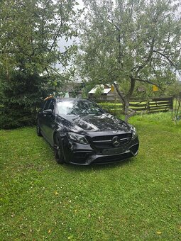 Mercedes benz e63s AMG - 3