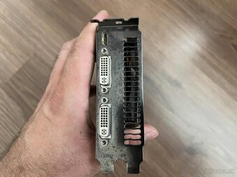 Nvidia Geforce GTX 560 - 3