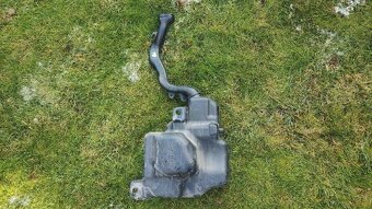 Mercedes W176 W246 W117 Primera P12 - nadobka ostrekovac - 3