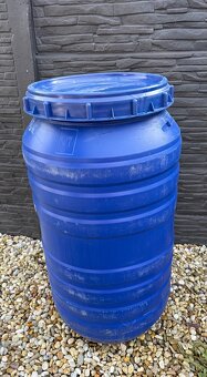 Plastové sudy - 3