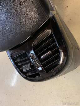 Opierka hyundai I40 - 3