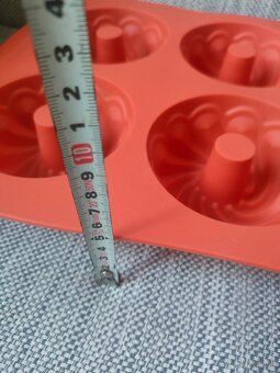 Tescoma silikónová  forma na babovky - 3