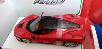 La Ferrari 1:24 Burago - 3