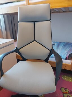 Kancelárska stolička - 3