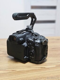 Canon R5C + SmallRig klietka - 3