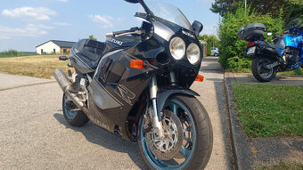 Suzuki GSX-R 1100 Youngtimer - 3