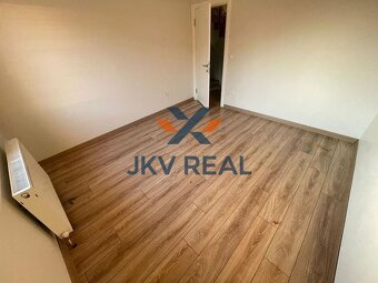 Na predaj 2 izbový byt po kompeltnej rekonštrukcii na Juhu - 3