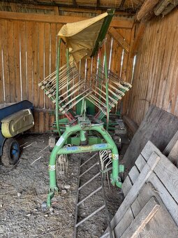 Zhrňovač Zhrabovač sena Krone - 3