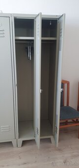 Plechové šatníkové skrine 8 ks - 3