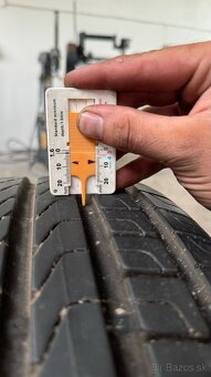 215/65 R17 Pirelli - 3