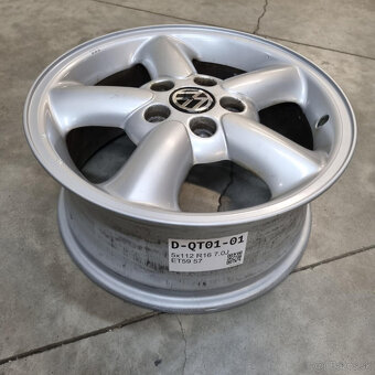 Hliníkové Volkswagen disky 5x112 R16 7J ET59 - 3