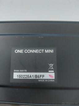 Kúpim 2 káble pre Samsung One Connect Mini Box BN96-35817B. - 3