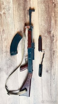 Znehodnoteny samopal vz. 58 - 3