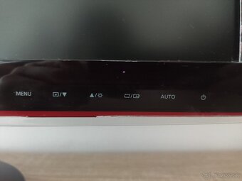 Predám 24" LED monitor Samsung SyncMaster S24B370H - 3