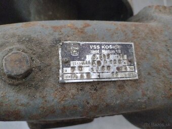 Elektromotor s prevodovkou 2 - 3